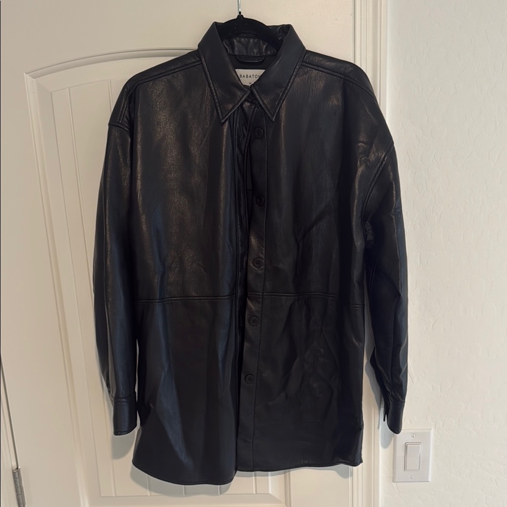 ARITZIA LEATHER SHACKET